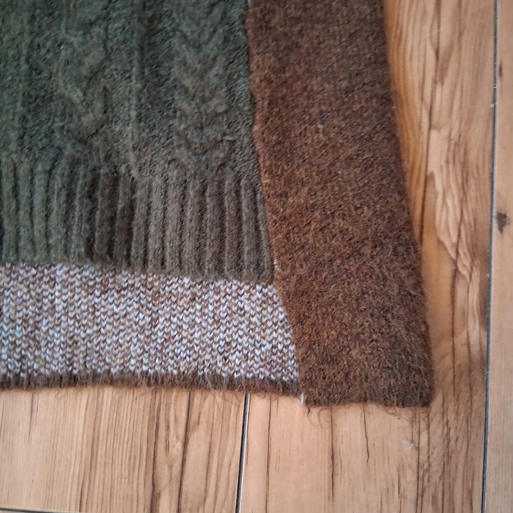 Elegant Olive and Brown Cable Knit Sweater - Picture 13 of 14